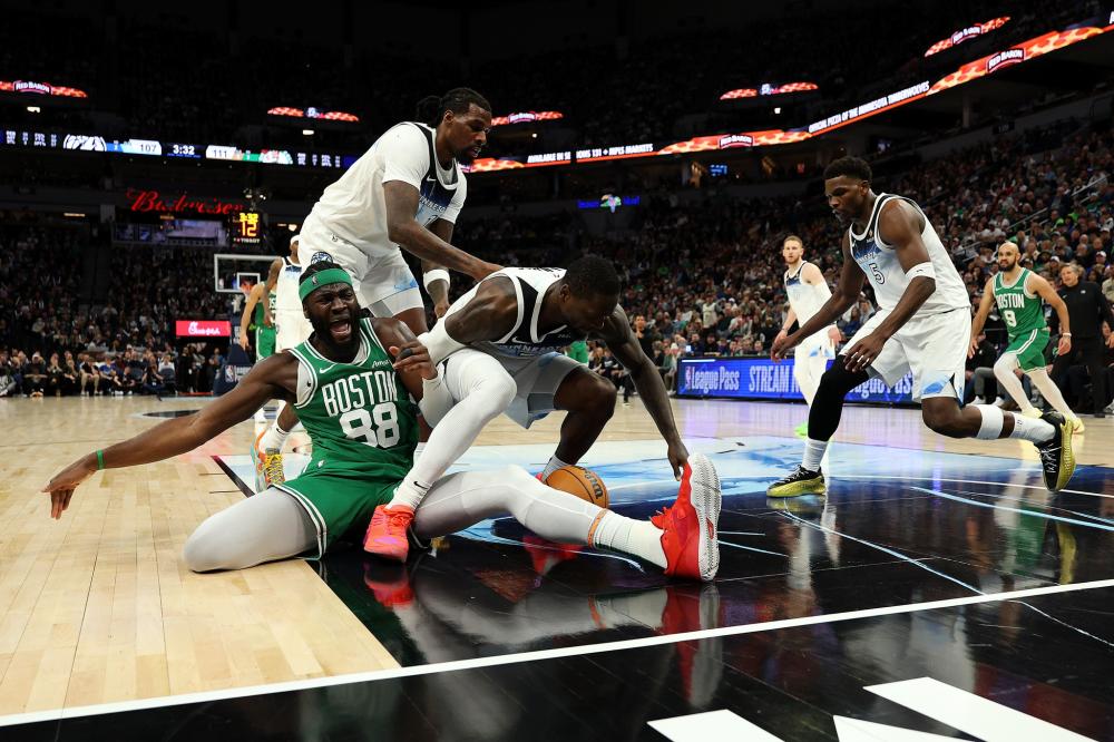 相比之下 相比之下