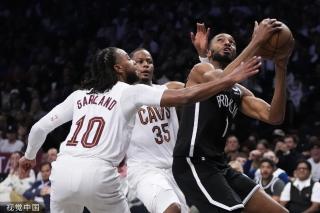 低谷中依然 低谷中依然